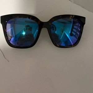 Diff Bella Sunglasses